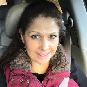 Meet your Posher, Fresia